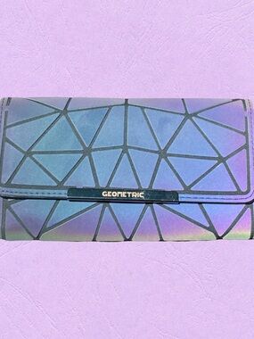 Boa Iridescent Clutch Wallet - Multicolor New